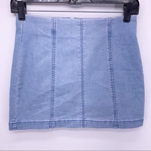 NEW Earthbound Trading Blue Denim Mini Skirt Size Small